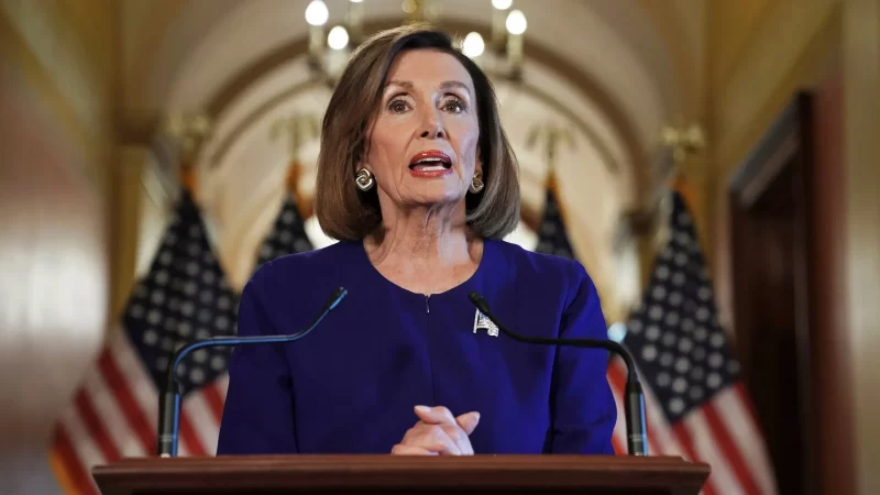 NANCY PELOSI: USCITA DI SCENA CON AZZARDO